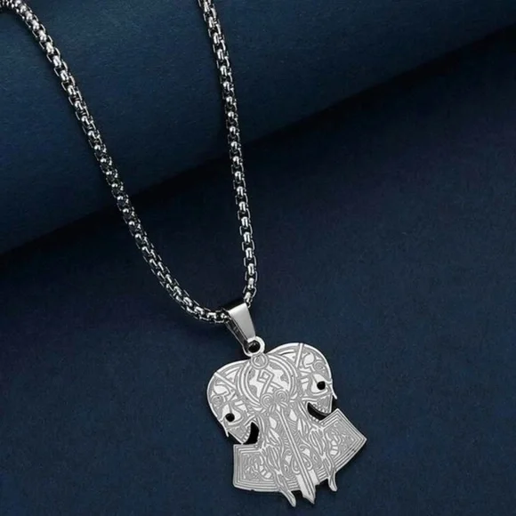 “Opposing Tribal Skulls” Native American Aztec Celtic Nordic Conjoined Necklace - Picture 2 of 13